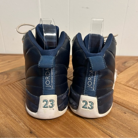 Air Jordan 12 Retro blue white boys size 5.5 athletic mid top sneakers - Picture 5 of 10